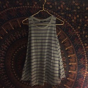 Striped tank ✨